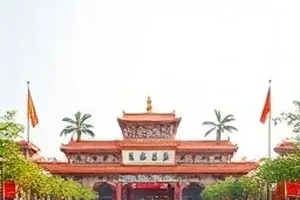 折纸之城中的纸雕建筑与街角